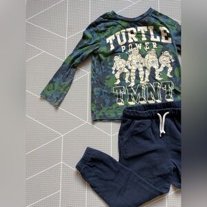 Old Navy|FREE w purchase kids/toddler outfit,Ninja turtles Long Sleeve & pants•